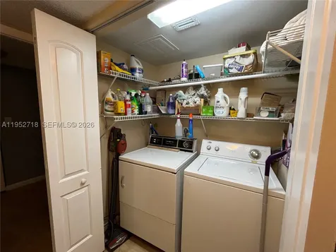 2806 N 46th Avenue Hollywood FL 33021