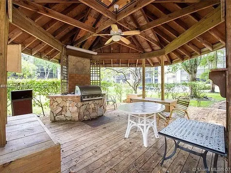 2806 N 46th Avenue Hollywood FL 33021