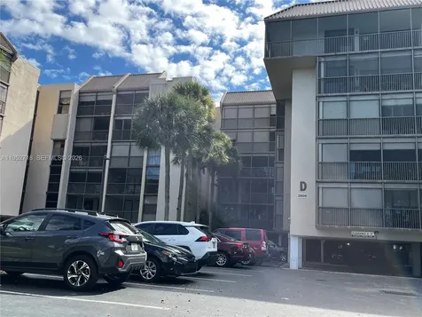 2806 N 46th Avenue Hollywood FL 33021
