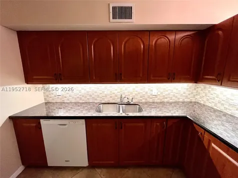 2806 N 46th Avenue Hollywood FL 33021