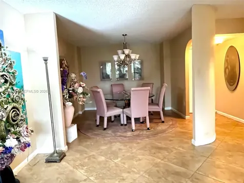 2806 N 46th Avenue Hollywood FL 33021