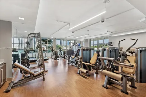 10 Venetian Way Miami Beach FL 33139