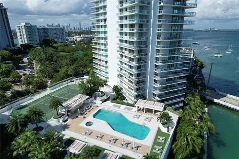 10 Venetian Way Miami Beach FL 33139