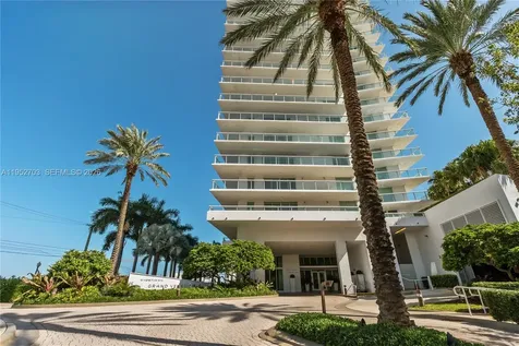 10 Venetian Way Miami Beach FL 33139