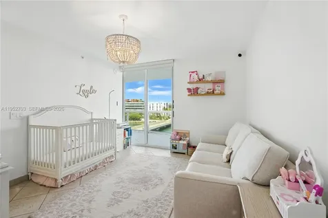 10 Venetian Way Miami Beach FL 33139