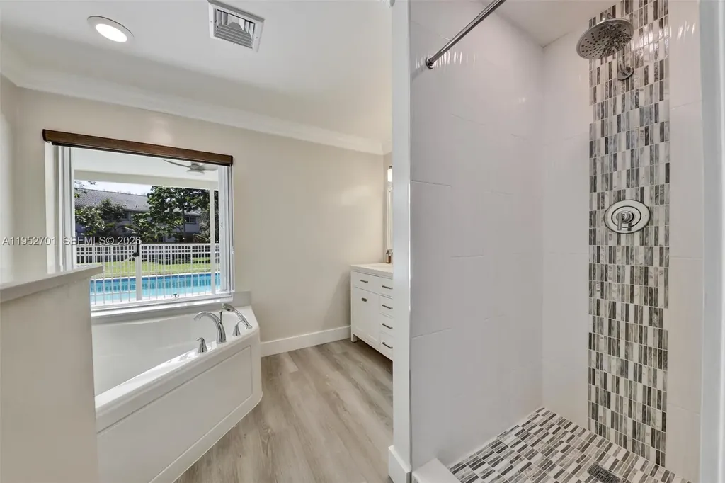 3560 NW 99th Avenue Coral Springs FL 33065