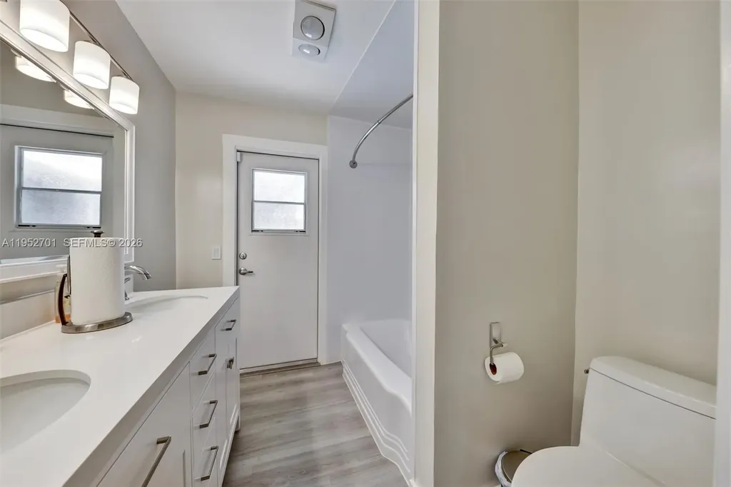 3560 NW 99th Avenue Coral Springs FL 33065