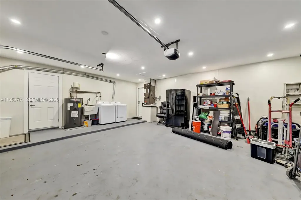 3560 NW 99th Avenue Coral Springs FL 33065