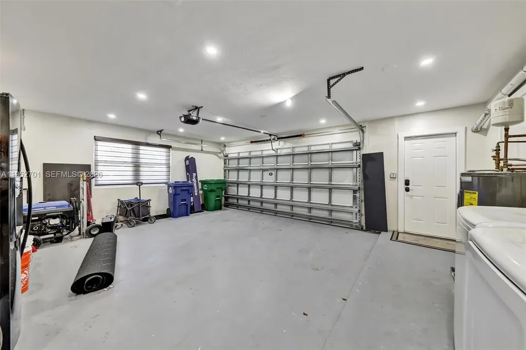 3560 NW 99th Avenue Coral Springs FL 33065