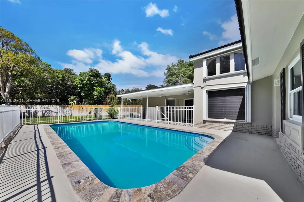 3560 NW 99th Avenue Coral Springs FL 33065