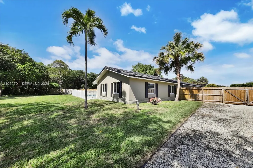 3560 NW 99th Avenue Coral Springs FL 33065