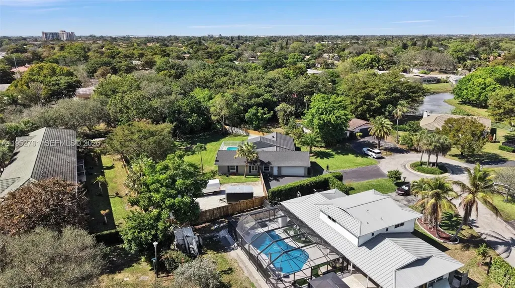 3560 NW 99th Avenue Coral Springs FL 33065