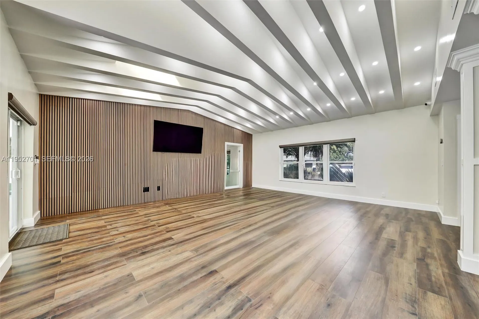 3560 NW 99th Avenue Coral Springs FL 33065