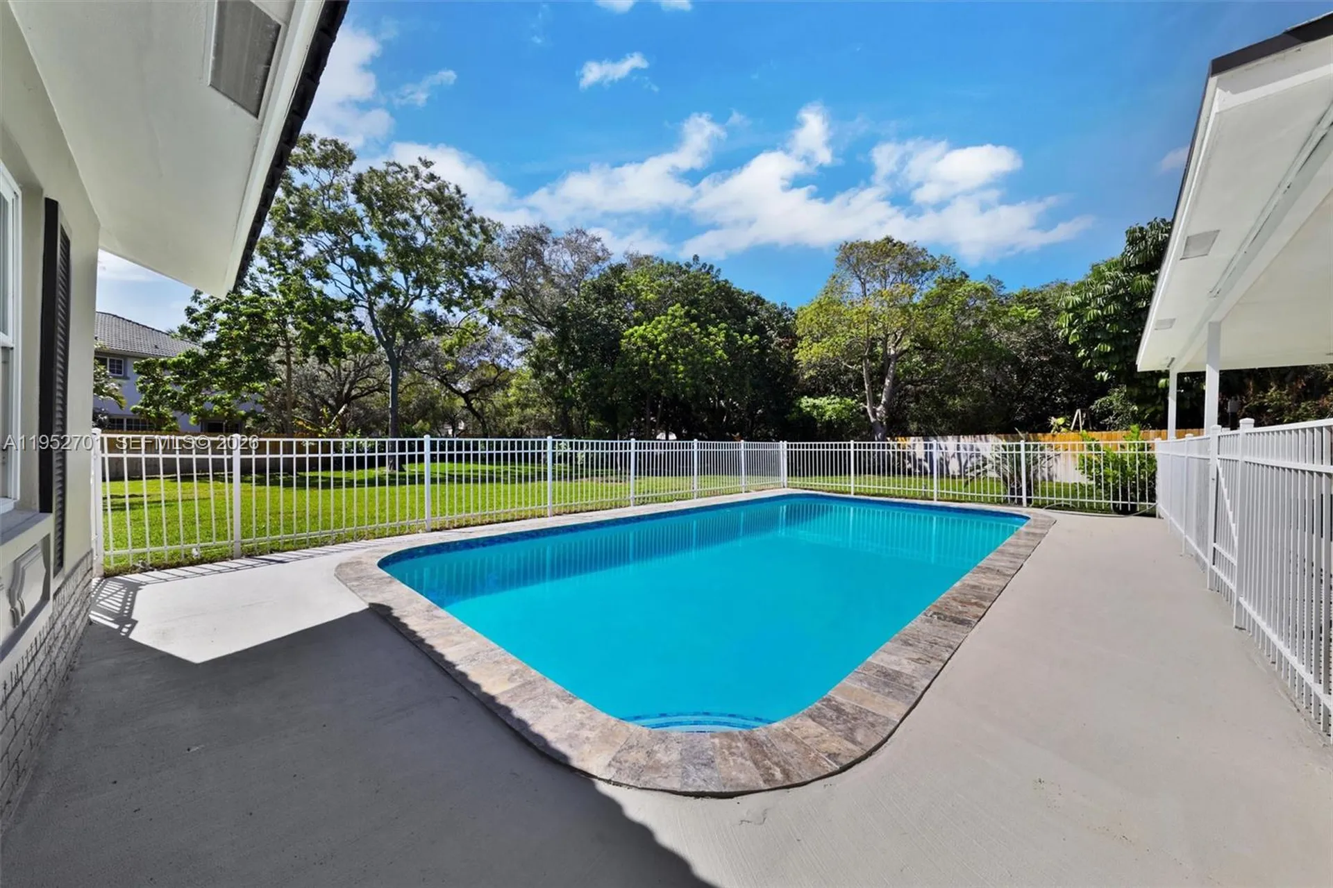 3560 NW 99th Avenue Coral Springs FL 33065