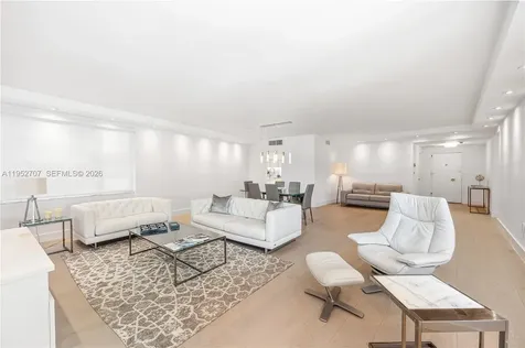 5255 Collins Avenue Miami Beach FL 33140