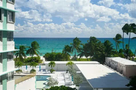 5255 Collins Avenue Miami Beach FL 33140