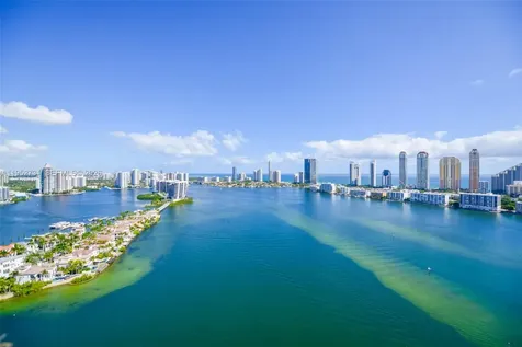 2800 Island Boulevard Aventura FL 33160