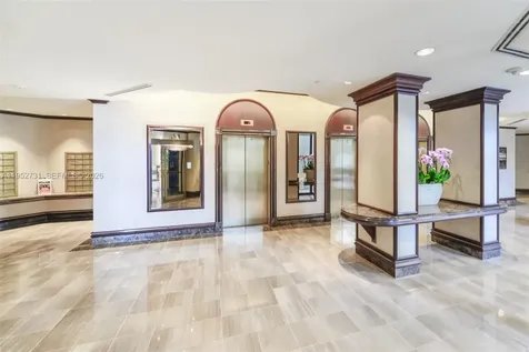 2800 Island Boulevard Aventura FL 33160