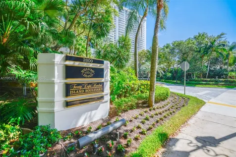 2800 Island Boulevard Aventura FL 33160