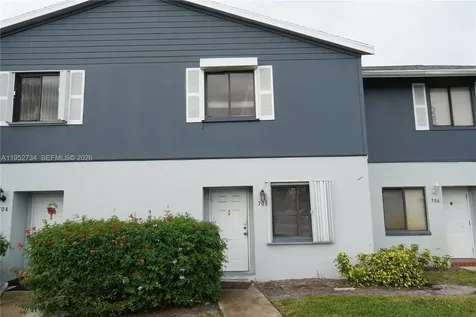 2641 W Gately Drive W West Palm Beach FL 33415