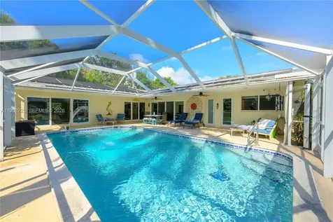 550 NE 5th Street Pompano Beach FL 33060