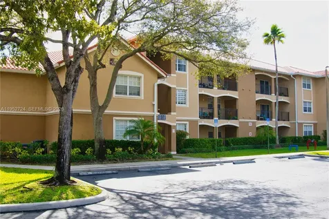215 SW 117th Terrace Pembroke Pines FL 33025