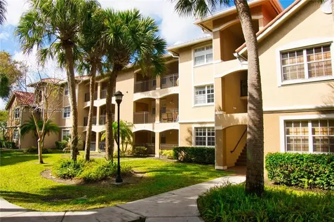 215 SW 117th Terrace Pembroke Pines FL 33025