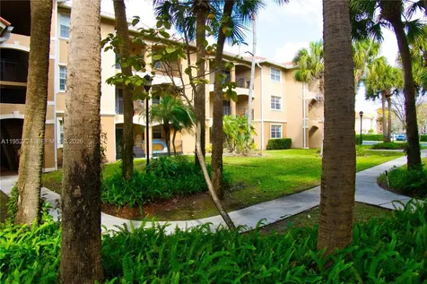 215 SW 117th Terrace Pembroke Pines FL 33025