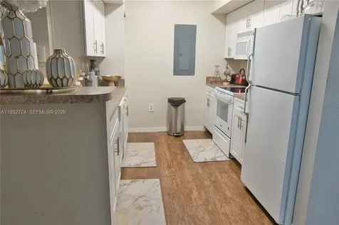 215 SW 117th Terrace Pembroke Pines FL 33025