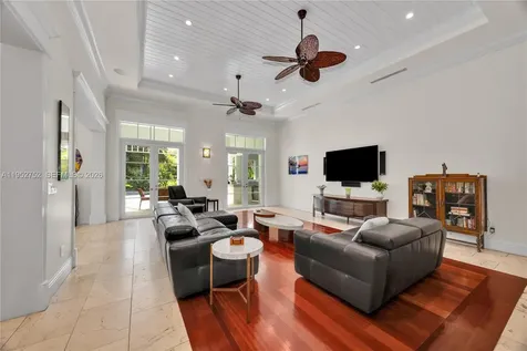 6900 SW 115th Street Pinecrest FL 33156