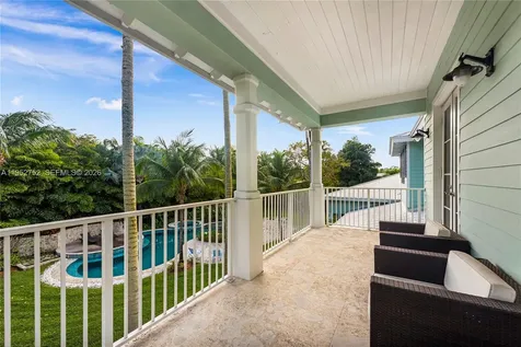 6900 SW 115th Street Pinecrest FL 33156