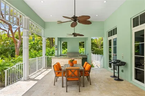 6900 SW 115th Street Pinecrest FL 33156