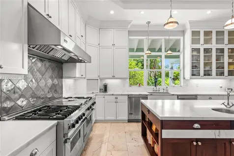 6900 SW 115th Street Pinecrest FL 33156