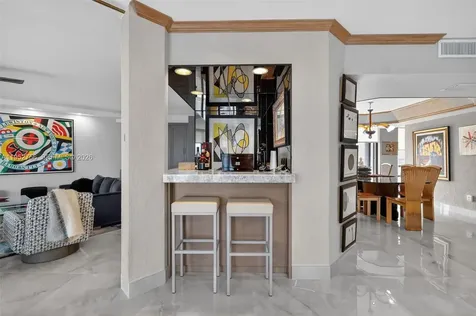 4000 Island Boulevard Aventura FL 33160