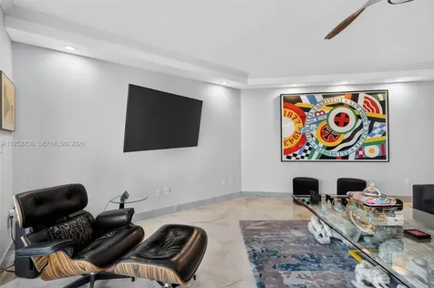 4000 Island Boulevard Aventura FL 33160
