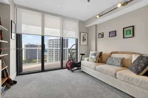 4000 Island Boulevard Aventura FL 33160
