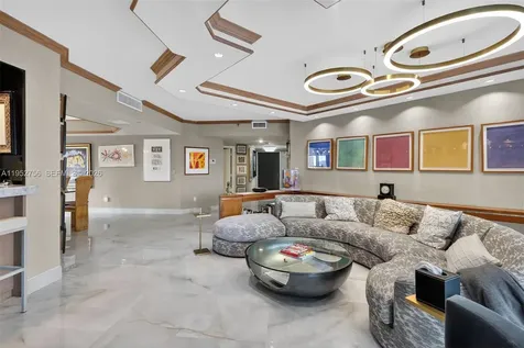4000 Island Boulevard Aventura FL 33160