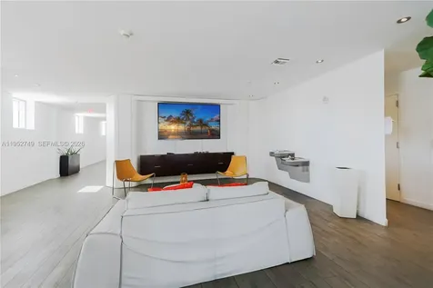 2602 E Hallandale Beach Boulevard Hallandale Beach FL 33009