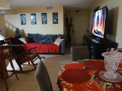 7854 W 10th Avenue Hialeah FL 33014