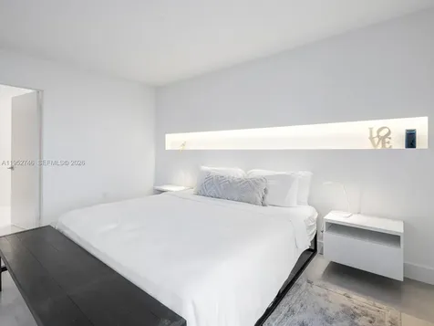 20505 E Country Club Drive Aventura FL 33180