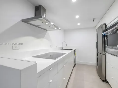 20505 E Country Club Drive Aventura FL 33180