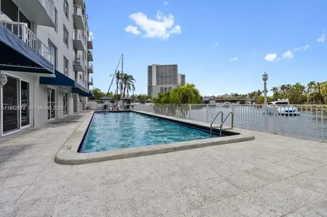 1720 NW N River Drive Miami FL 33125