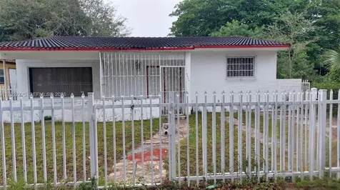 4824 NW 15th Court Miami FL 33142