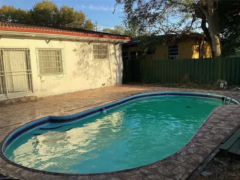 4824 NW 15th Court Miami FL 33142