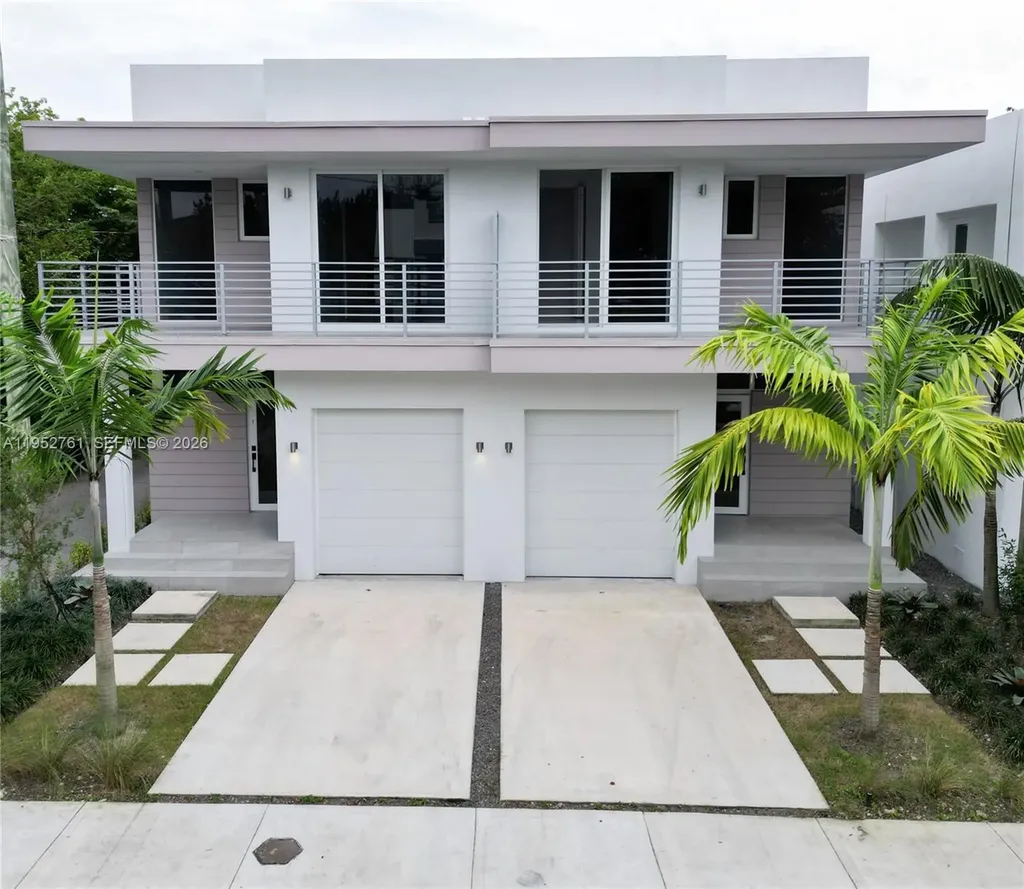3374 Day Avenue Miami FL 33133