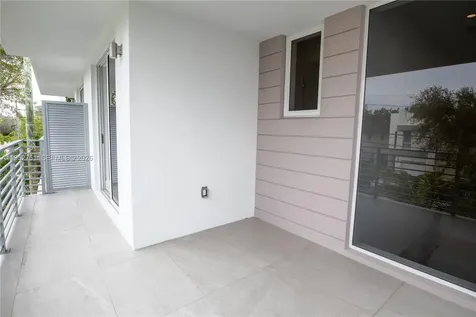 3374 Day Avenue Miami FL 33133