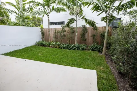 3374 Day Avenue Miami FL 33133
