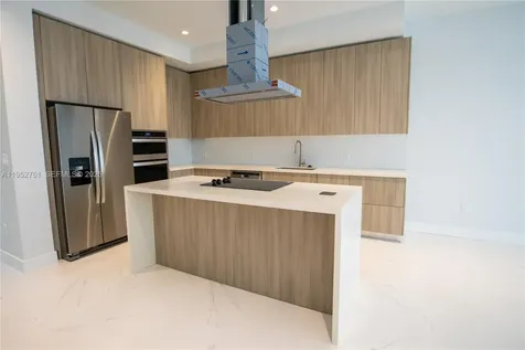 3374 Day Avenue Miami FL 33133