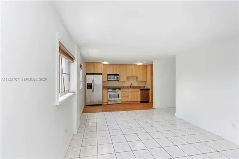 1340 Lincoln Road Miami Beach FL 33139