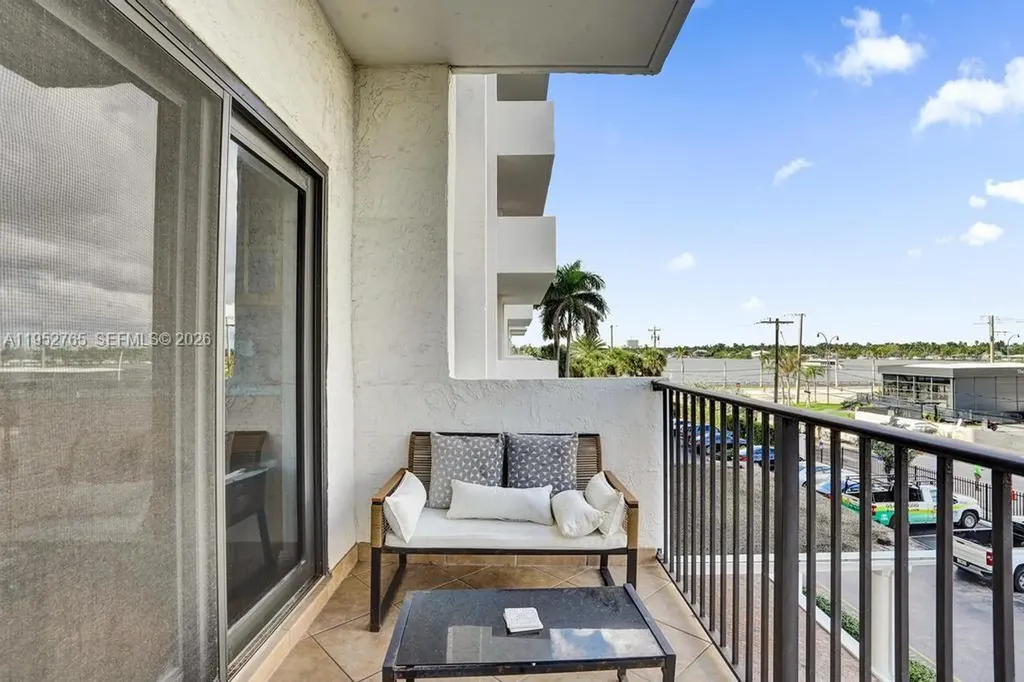 1201 S Ocean Drive Hollywood FL 33019